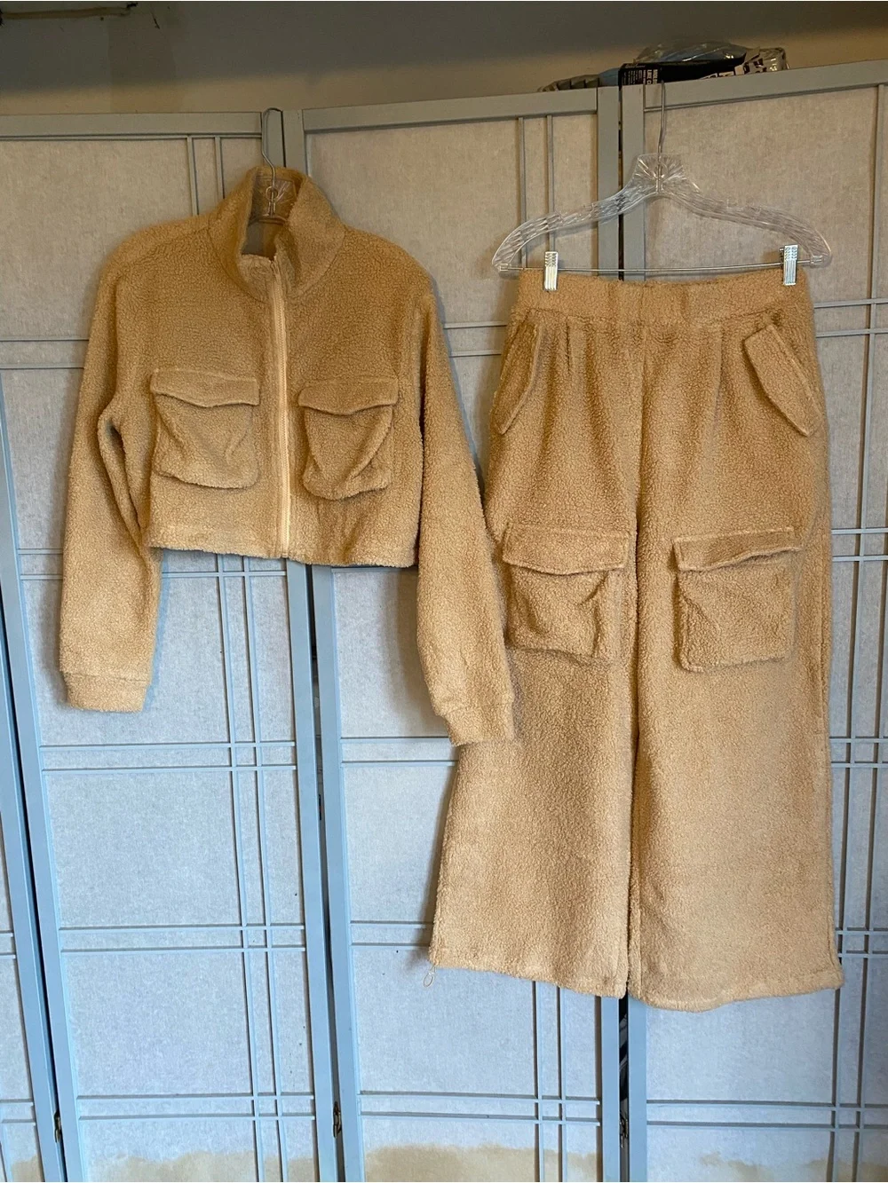 Plush Sherpa Jacket & Cargo Pants Set - Tan